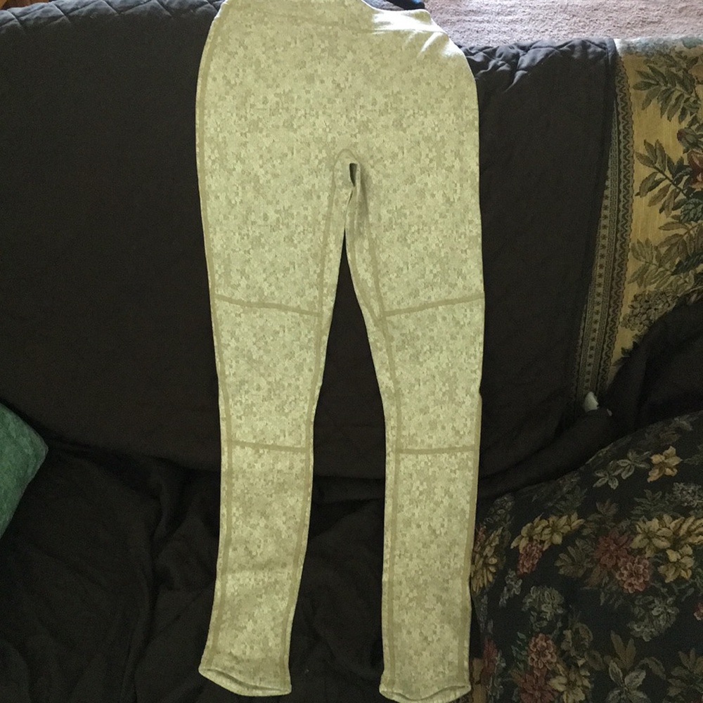 Gym shark leggings. Never worn. Brand new